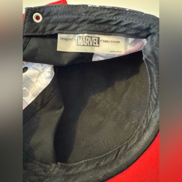 Spiderman Hat - Picture 3 of 4